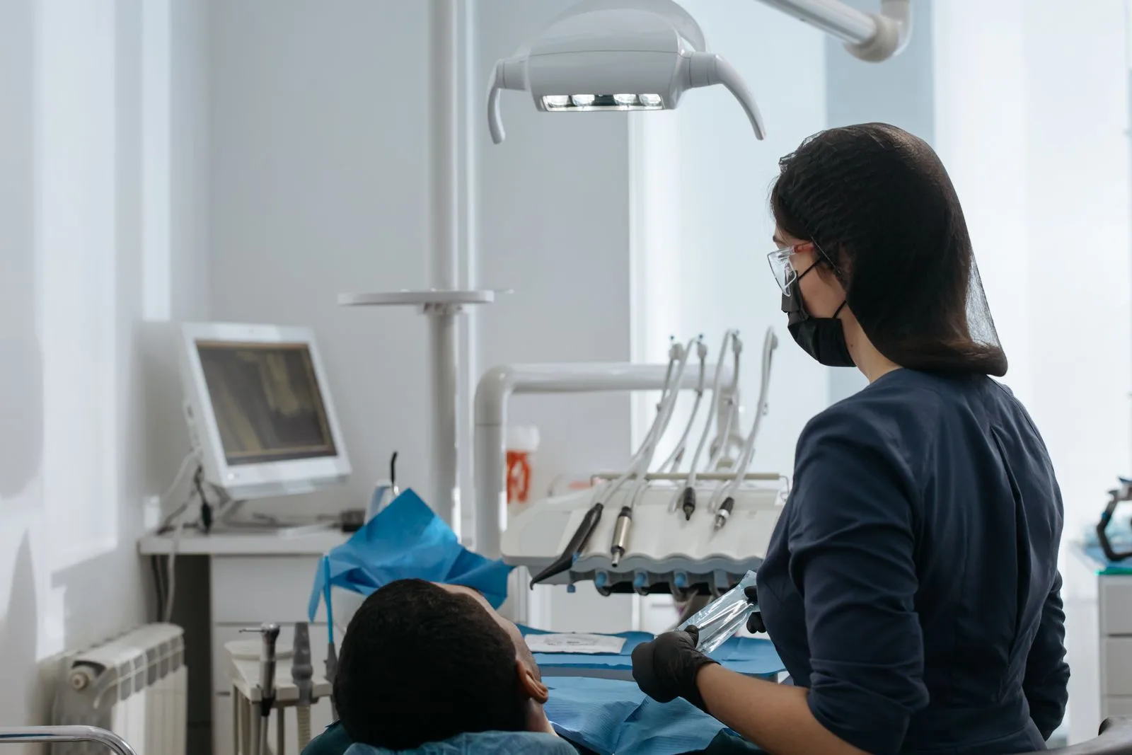 Consulta dental para el cuidado de encías